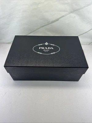 Auténtica caja de almacenamiento de regalo de zapatos vacía Prada 13,5 ”x 8,5”x 5,5” Foto 1 de 4