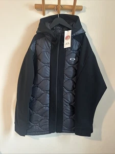Oakley Japan Edition Men’s Fleece Puffer Jacket Sz L Enhance Fusion 1.0 NWT - Picture 1 of 10