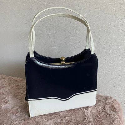 Bolsa Deco Vintage Mod Block Branca Azul Marinho Couro Sintético Sem Marca - Imagem 1 de 4
