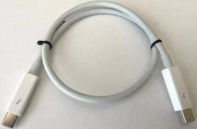 Apple 0.5m / 1.6FT Thunderbolt 2 Cable Mini DP, White - A1410, MD862LL/A - Image 1 of 4