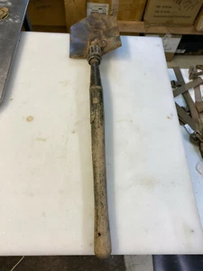 VINTAGE RARE WW2 1945 OR 1915 AMES TRENCH SHOVEL: COLLAPSIBLE  - Picture 1 of 5
