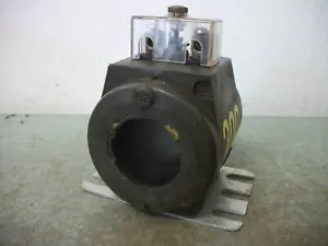 ASSOCIATED ENGINEERING HA 200:5A CURRENT TRANSFORMER 678-2 10KV - Picture 1 of 3