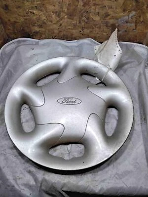 1993 1994 1995 1996 1997 FORD PROBE Wheel Cover - Image 1 of 3
