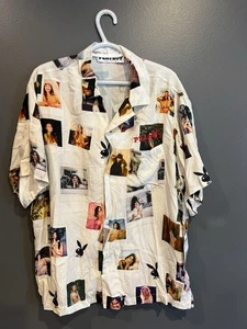 Playboy Hemd Herren Large Photo Button Up Rayon Loop Kragen Pacsun Camp Neu - Bild 1 von 12