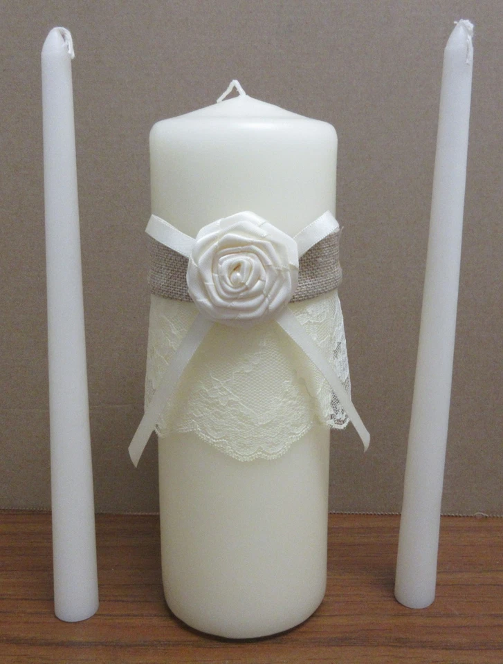 Juego de velas y cono Western Unity blancas country arpillera y encaje Foto 1 de 1