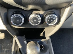 OEM Climate Control Heat/ACOUTLSPORT 2017 1297146 - Picture 1 of 11