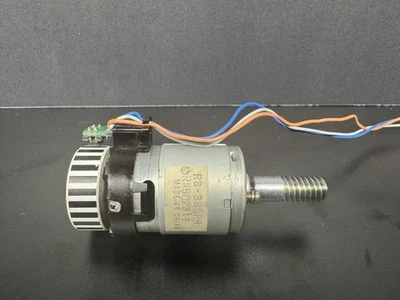 MTH RS385PH DC motor w optical sensor, 9mm thick flywheel & 27mm worm gear - Image 1 of 4