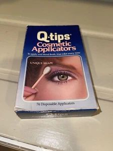 Applicatori cosmetici vintage Q-tips, 74 pezzi forma unica, 32 nuovi con scatola rosa piatto - Foto 1 di 9