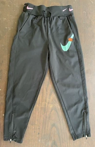 Nike Sportswear Swoosh Track Pants Jogger Trousers Girls Small Black CJ7421-010 - Picture 1 of 12