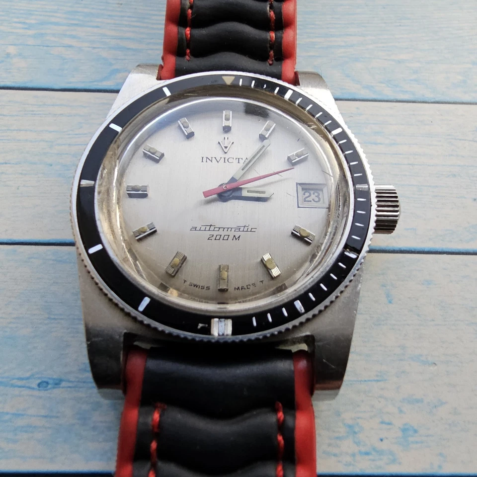 Orologio da polso da uomo vintage Invicta Automatic Diver - Immagine 1 di 4