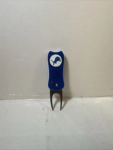 Detroit Lions Icon Switchblade Golf Ball Marker Divot Tool - Picture 1 of 1