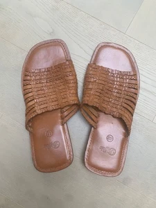 Mens brown leather summer slippers size 8 - Picture 1 of 3