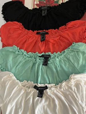 4 Forever 21 Womens Short Sleeve ruffle neck Blouse Top Sz Medium - Image 1 of 4