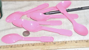 7 NEW BASKIN ROBBINS EMBOSSED ICE CREAM SUNDAE SUNDAY 5 INCH PINK PLASTIC SPOONS - Picture 1 of 17