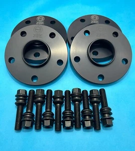VW Transporter T5 T6 5x120 65.1 Hubcentric Spacers 15 & 20mm with Bolts BLACK - Picture 1 of 3