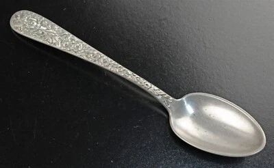 Kirk & Son Repousse 10.15 Coin Silver Oval Soup Spoon - Image 1 of 4
