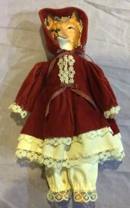 Fox Hunt Hunting Mrs Fox Resin Head Wearing Cape - Picture 1 of 4