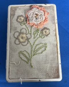 Portamonete porta carte di credito da visita vintage 1960 ricamato con fiori - Foto 1 di 14