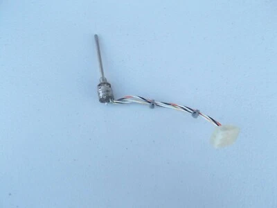 CLAROSTAT 2100-4230  25K OHMS  19-8929 POTENTIOMETER - Image 1 of 3