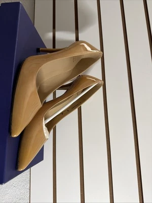 Stuart Weitzman Daisy Adobe Aniline Pump Patent Leather Stiletto Heels  8 M - Image 1 of 4