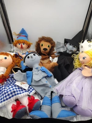 Marionetes de mão de pano Mágico de Oz Moravska República Tcheca desaparecida Dorothy - Imagem 1 de 4
