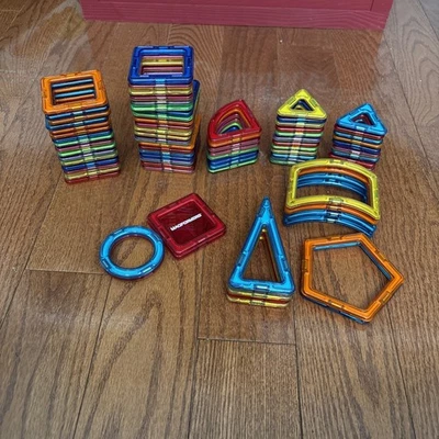 Magnetic Building Tiles – Lot Of 82 - Image 1 of 3