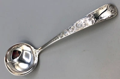 Antiguo cucharón de crema/salsa de plata esterlina S Kirk & Son grabado Maryland 5,5" Foto 1 de 4