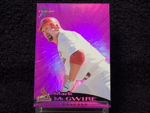 1999 Pacific Prism Holographic Fushia 75/320 Mark McGwire #121 - only run of 320 - Picture 1 of 7