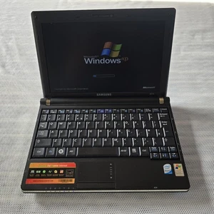 Samsung NC10, Intel Atom,10.1", Windows XP ,160GB HDD,USER PASSWORD LOCKED (248) - Picture 1 of 18
