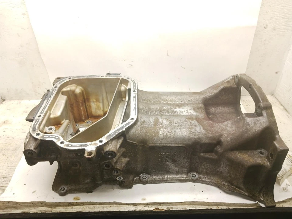 '07-'18 NISSAN ALTIMA upper Oil Pan 3.5L OEM 6 Month Warranty! - Image 1 of 4