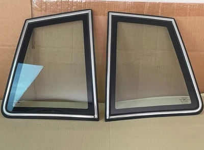 1981-1987 Chevy Monte Carlo Driver & Passenger side LH RH Quarter Window Glass  - Image 1 of 4