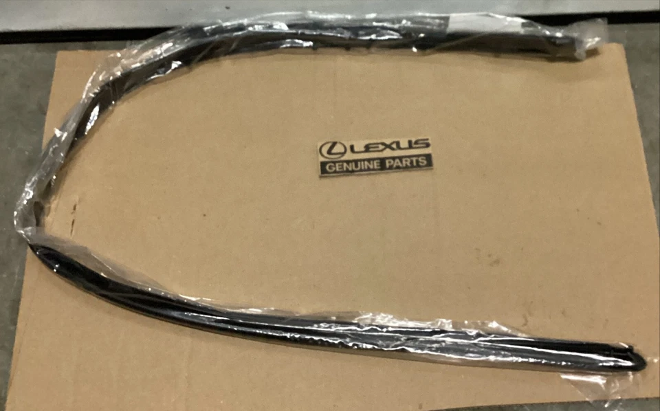 13-15 LEXUS GS350 GS450H PARRILLA SUPERIOR CAPÓ SELLO, ORIGINAL OEM, NUEVO Foto 1 de 1