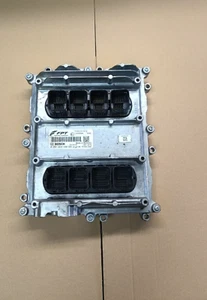 ECU Engine Computer Unit Bosch 0281020600 New Holland Valtra Iveco - Picture 1 of 3