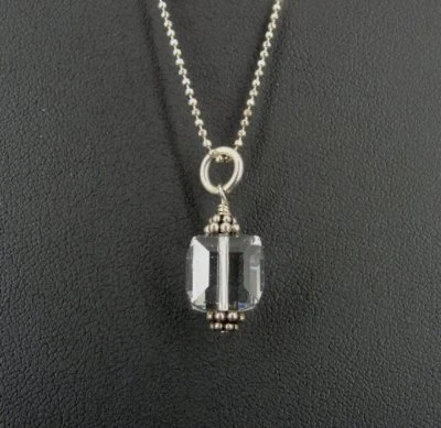 COLLAR de cadena colgante cuadrado de plata de ley 925 con cuentas de cristal  Foto 1 de 4