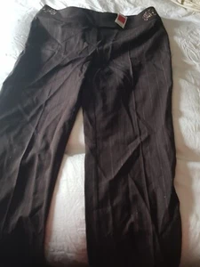Braune Nadelstreifenhose mit bestickten Taschen Größe 18 von M&S neu mit Etikett - Bild 1 von 6