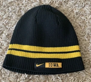 Nike Iowa Negro y Amarillo Tejido Gorro/Gorra Calavera OSFA Todo 8"x8" Poliéster/Spandex - Imagen 1 de 10