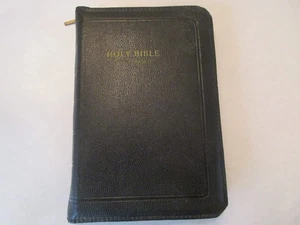 Holy Bible King James Illustrated Red Letter, World Publishing, Zippered - Picture 1 of 8