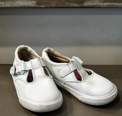 Keds Kids White Shoes Daphne T Strap Sz 6 Slip On Style Spring Summer Casual - Image 1 of 4
