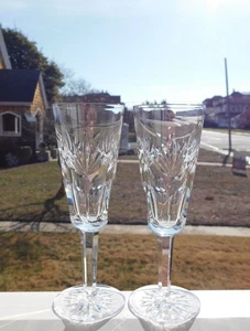 2 WATERFORD ASHLING CHAMPAGNE FLUTES - Picture 1 of 3