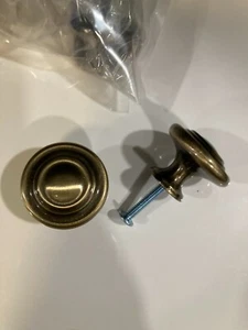 Lot of (6) Antique English Knobs - Drawer or Cabinet Pulls - New with Screws - Picture 1 of 6
