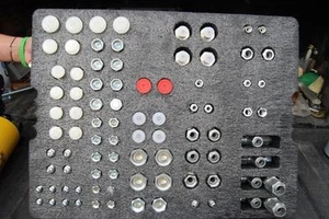 PARKER HYDRAULIC PLUG & ADAPTER KIT FOAM FORM M9ACE-HPTK  NEW - Picture 1 of 1