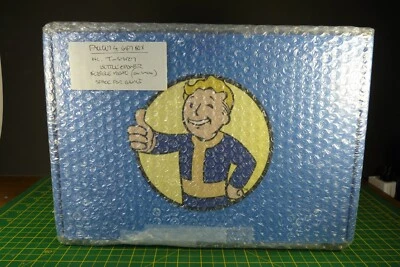Fallout 111 set regalo/scatola inc. Bobblehead/T-Set/apribottiglie - ecc. Condizioni. - Immagine 1 di 4