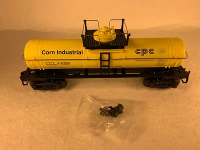 K-LINE 'O/O-27' 3-RAIL #K6355, CORN INDUSTRIAL TANK CAR, OB - Image 1 of 4