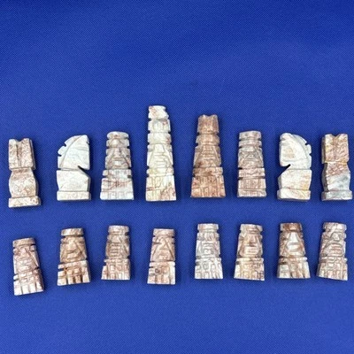 Piezas de ajedrez azteca talladas a mano rosa vintage piedra SOLO 16 Foto 1 de 4