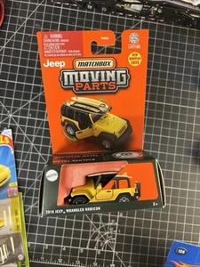 2025 MATCHBOX surfboard MOVING PARTS yellow 2016 JEEP WRANGLER RUBICON - Picture 1 of 4