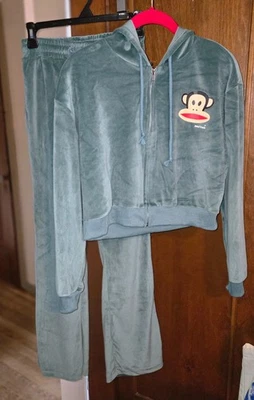 Conjunto de sudadera y pantalones pequeños de terciopelo gráfico de Paul Frank's Foto 1 de 4