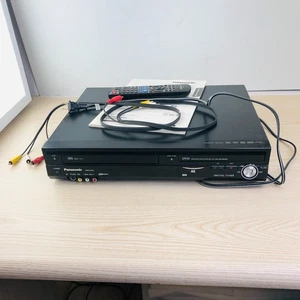 Panasonic DMR-EZ48V DVD VCR Combo Grabadora VHS DVD a VHS HDMI y DVD Remoto - Imagen 1 de 14