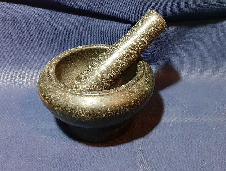 Mortero macizo de granito - Imagen 1 de 4