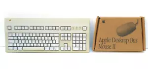 Macintosh Extended Keyboard II Model M3501 Plus Apple Desktop Bus Mouse II PC App - Bild 1 von 11