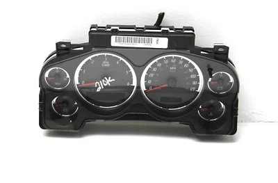2007-2013 GMC YUKON SIERRA SPEEDOMETER GAUGE CLUSTER 210K MILES 15929466 OEM 51E - Image 1 of 4